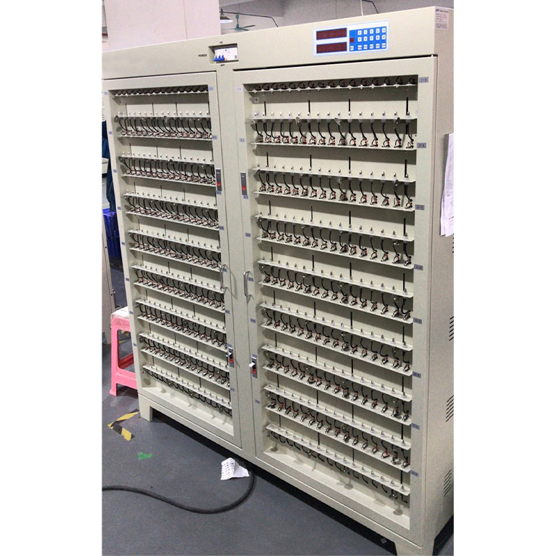 Máquina vertical del equipo de prueba de la capacidad de la batería de 512 canales para la batería de litio
 